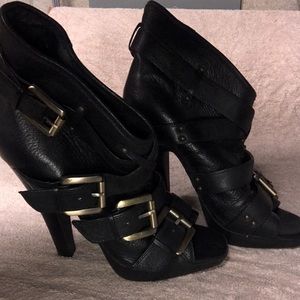 Aldo black buckle heels